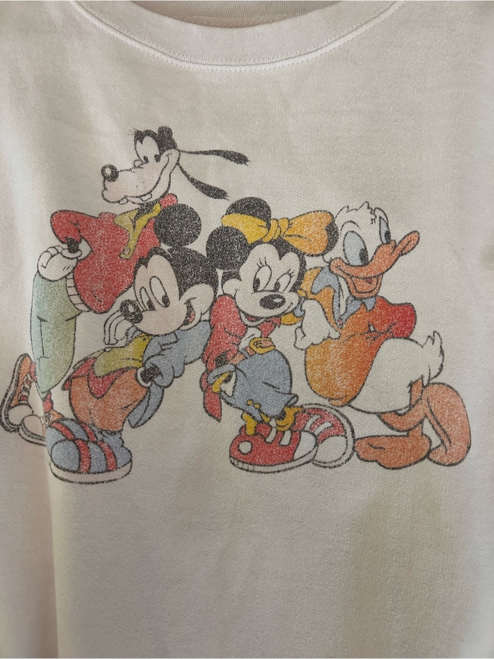 Disney Vintage Style Crewneck Sweatshirt Mickey Minnie Donald Goofy Faded white - Picture 6 of 7
